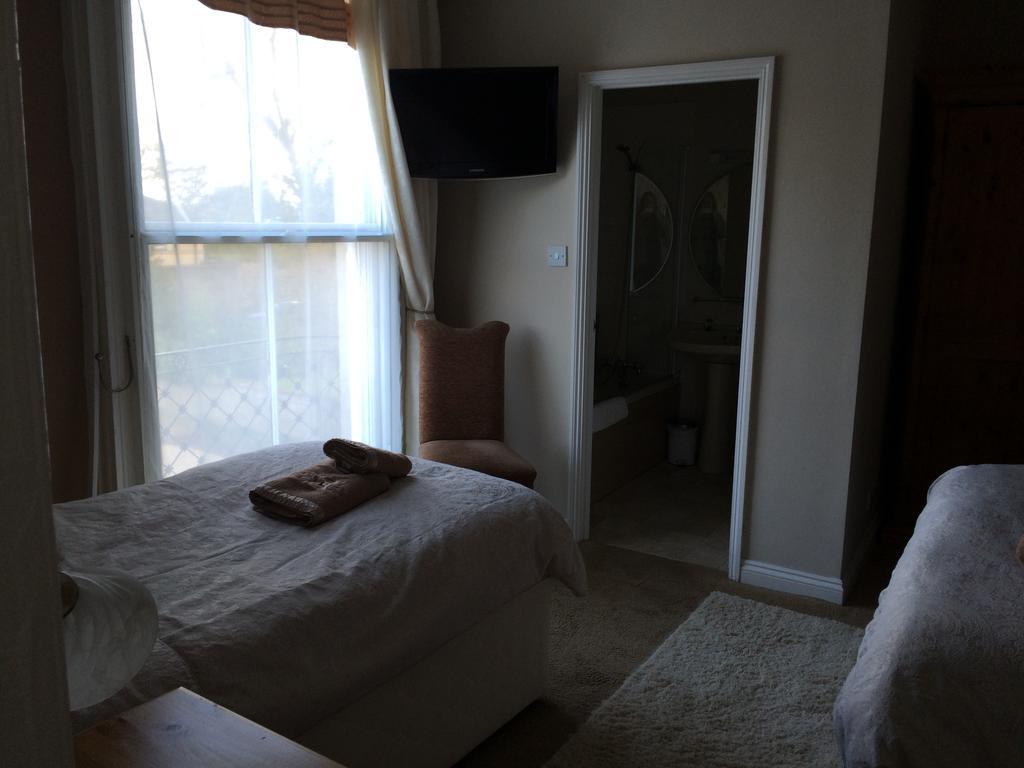 Hilbury Court Hotel Trowbridge Ngoại thất bức ảnh