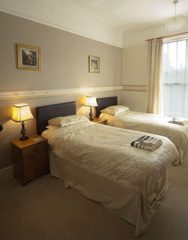 Hilbury Court Hotel Trowbridge Ngoại thất bức ảnh