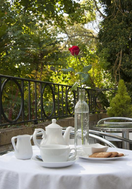Hilbury Court Hotel Trowbridge Ngoại thất bức ảnh