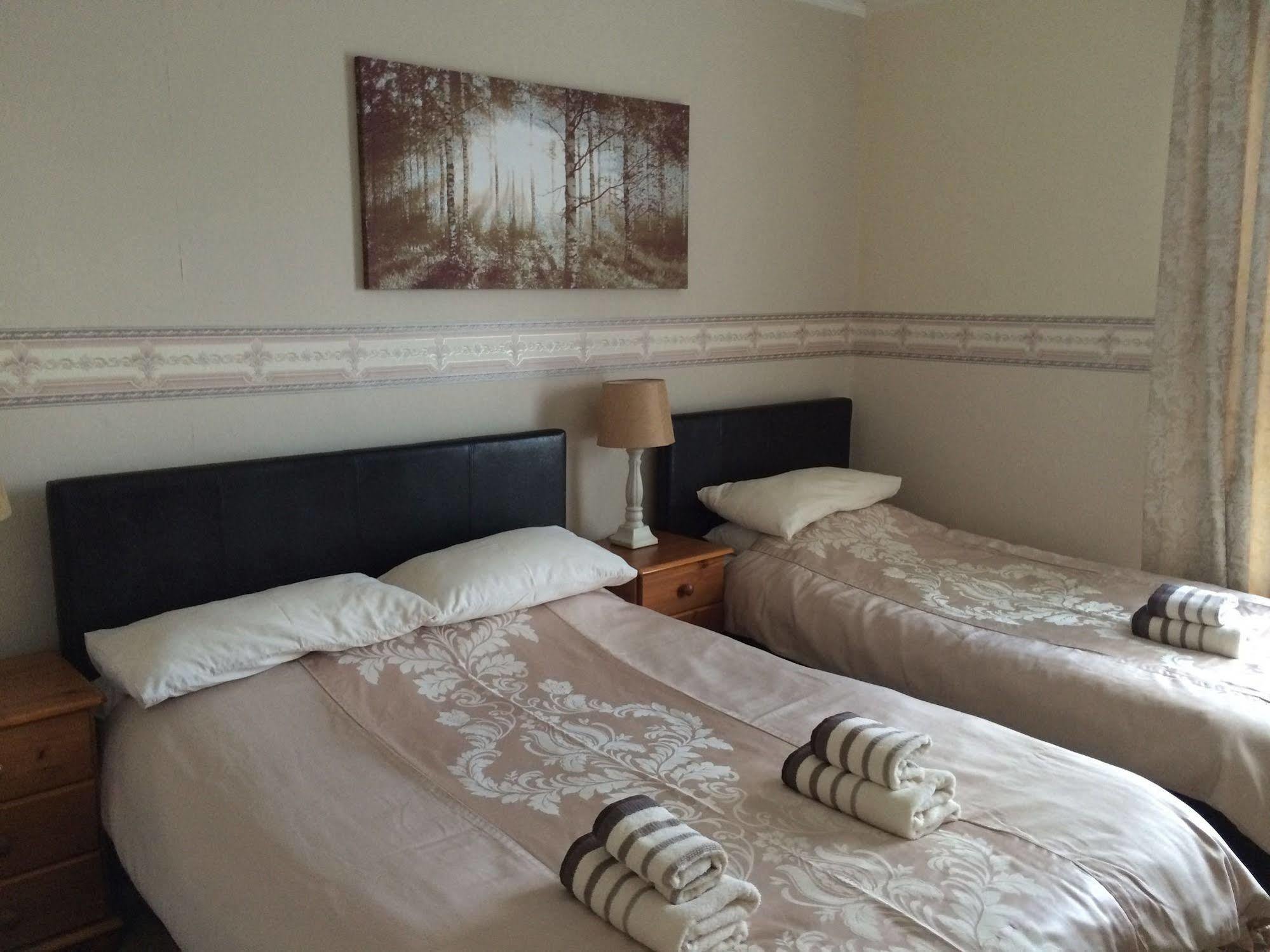 Hilbury Court Hotel Trowbridge Ngoại thất bức ảnh
